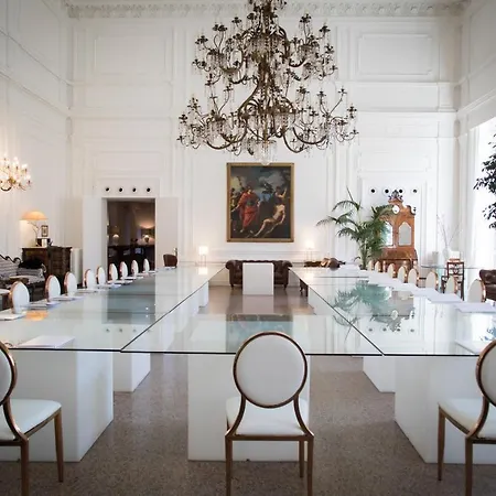 Bed & Breakfast Le Stanze Del Cardinale 3*
