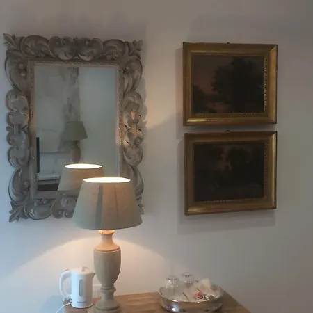 Le Stanze Del Cardinale Bed & Breakfast Pavia